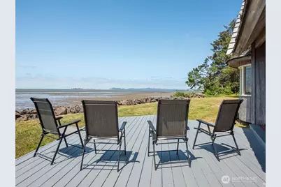 633 St. Route 101, Chinook, WA 98614 - Photo 5