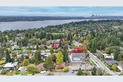 4025 86th Avenue SE, Mercer Island, WA 98040 - Photo 7