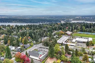 4025 86th Ave SE, Mercer Island, WA 98040 - Photo 9