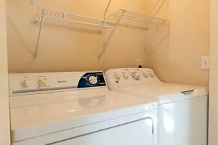 10744 Greenwood Ave N, Seattle, WA 98133 - Photo 15