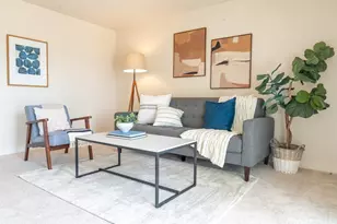 10744 Greenwood Ave N, Seattle, WA 98133 - Photo 3