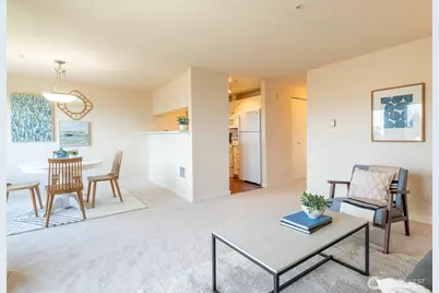 10744 Greenwood Avenue N #302, Seattle, WA 98133 - Photo 5