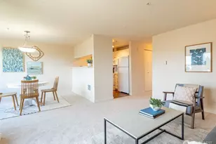 10744 Greenwood Ave N, Seattle, WA 98133 - Photo 5