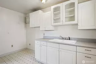 1236 S Director St, Seattle, WA 98108 - Photo 13
