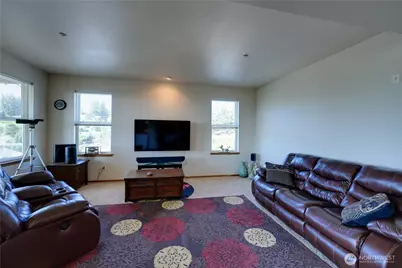1850 SW Scenic Heights Street #B304, Oak Harbor, WA 98277 - Photo 13