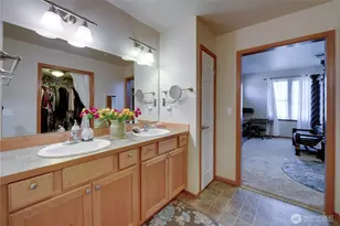 1850 SW Scenic Heights St, Oak Harbor, WA 98277 - Photo 17