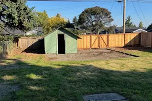 915 E 52nd St, Tacoma, WA 98404 - Photo 3