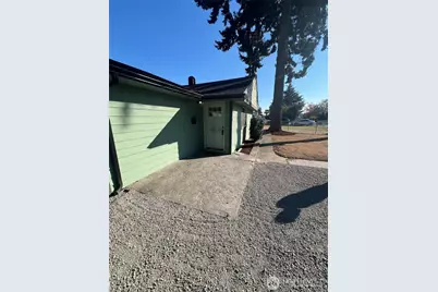915 E 52nd Street, Tacoma, WA 98404 - Photo 7