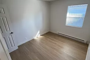 915 E 52nd St, Tacoma, WA 98404 - Photo 13