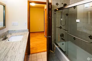 16902 28th Ave SW, Burien, WA 98166 - Photo 17