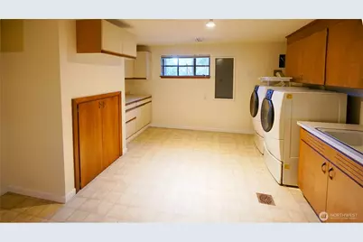 16902 28th Avenue SW, Burien, WA 98166 - Photo 27