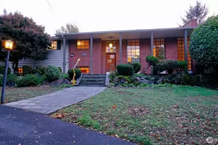 16902 28th Ave SW, Burien, WA 98166 - Photo 3