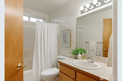 606 NW 12th Loop, Oak Harbor, WA 98277 - Photo 15