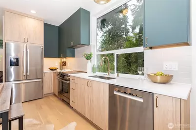 7341 21st Avenue NE, Seattle, WA 98115 - Photo 9