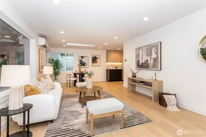 7341 21st Avenue NE #B, Seattle, WA 98115 - Photo 3