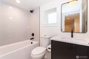 7341 21st Ave NE, Seattle, WA 98115 - Photo 17