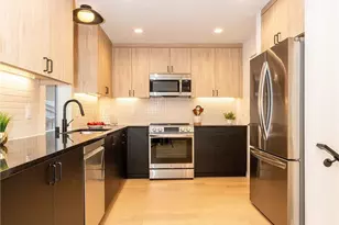 7341 21st Ave NE, Seattle, WA 98115 - Photo 9