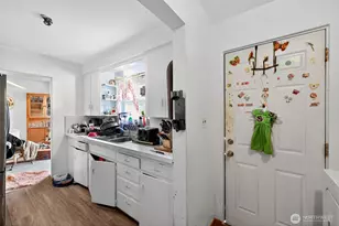 1717 10th Ave, Longview, WA 98632 - Photo 7