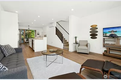 18512 Wallingford Avenue N, Shoreline, WA 98133 - Photo 7