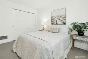 18512 Wallingford Ave N, Shoreline, WA 98133 - Photo 23