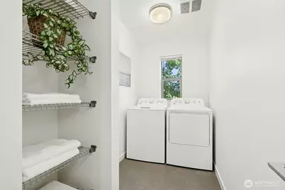 18512 Wallingford Avenue N, Shoreline, WA 98133 - Photo 25