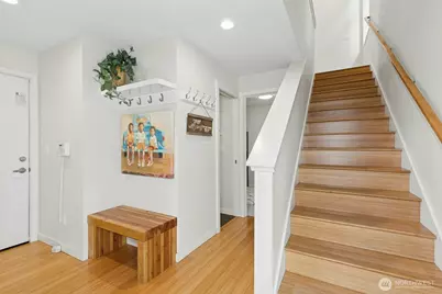 4411 Meridian Avenue N, Seattle, WA 98103 - Photo 3