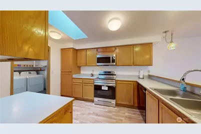 6431 88th Street NE #B, Marysville, WA 98270 - Photo 3