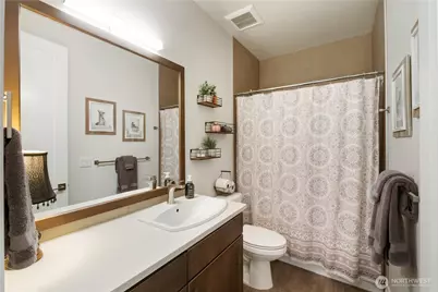 21205 Connells Prairie Road E, Bonney Lake, WA 98391 - Photo 23