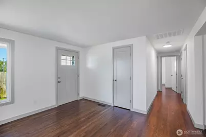 4602 SW Cloverdale Street, Seattle, WA 98136 - Photo 11