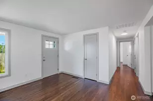 4602 SW Cloverdale St, Seattle, WA 98136 - Photo 13