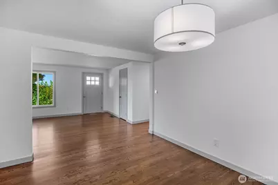 4602 SW Cloverdale Street, Seattle, WA 98136 - Photo 7