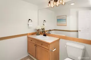 18544 NE 57th St, Redmond, WA 98052 - Photo 11