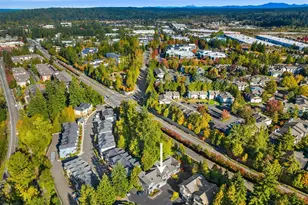 18544 NE 57th St, Redmond, WA 98052 - Photo 21