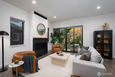 4815 Evanston Avenue N #B, Seattle, WA 98103 - Photo 11