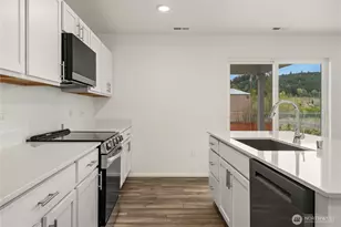 697 Salzer Crk Dr, Centralia, WA 98531 - Photo 15
