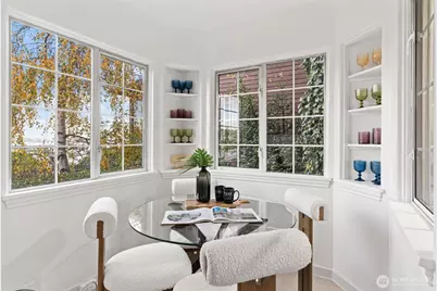 1820 W Magnolia Way W, Seattle, WA 98199 - Photo 9