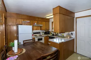 603 E 3rd Ave, Ellensburg, WA 98926 - Photo 9