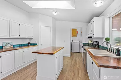 9837 Guide Meridian Road, Lynden, WA 98264 - Photo 11