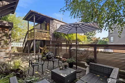 2114 7th Avenue W, Seattle, WA 98119 - Photo 27