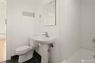 2114 7th Ave W, Seattle, WA 98119 - Photo 21