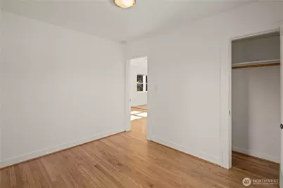 2114 7th Avenue W, Seattle, WA 98119 - Photo 19