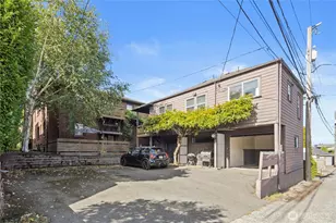 2114 7th Ave W, Seattle, WA 98119 - Photo 31