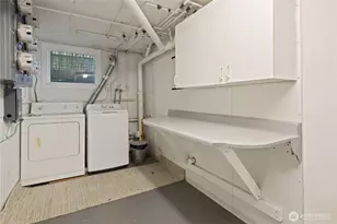 2114 7th Ave W, Seattle, WA 98119 - Photo 23