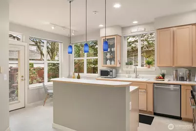 15620 NE 91st Way #B902, Redmond, WA 98052 - Photo 11