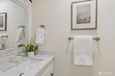 16828 Ambaum Boulevard S, Burien, WA 98148 - Photo 13