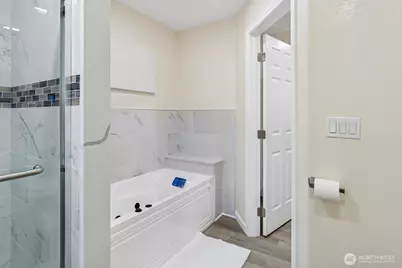 16828 Ambaum Boulevard S, Burien, WA 98148 - Photo 25