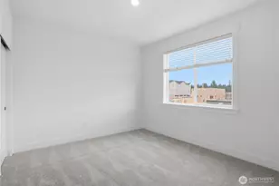 32411 Vine Ave SE, Black Diamond, WA 98010 - Photo 21