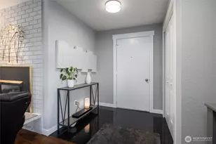 12462 Gwen Dr, Burlington, WA 98233 - Photo 3