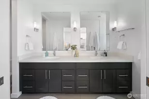 2808 14th Ave W, Seattle, WA 98119 - Photo 15