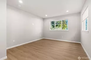 315 317 319 118th Street S, Tacoma, WA 98444 - Photo 9